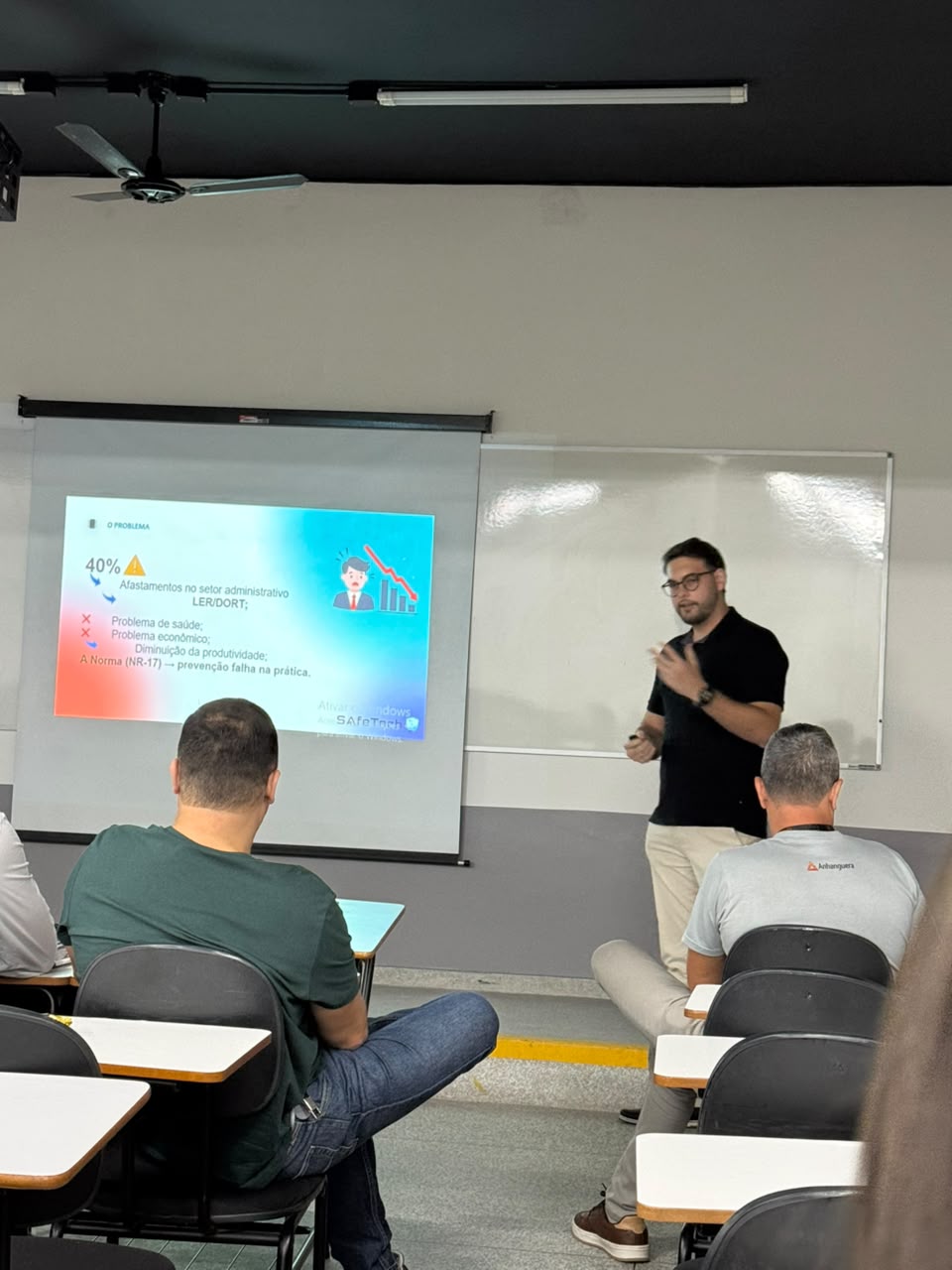 Pedro Pereira Neto apresentando o PulseCare